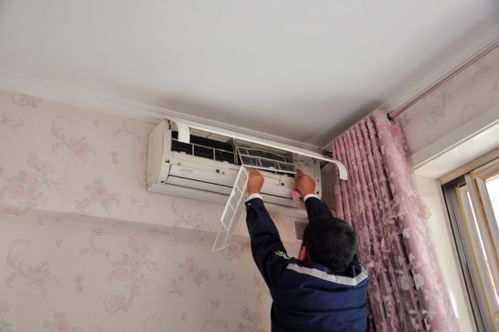 格力电器工厂巡展 年终重磅大促，电子产品火爆销量引领消费狂潮